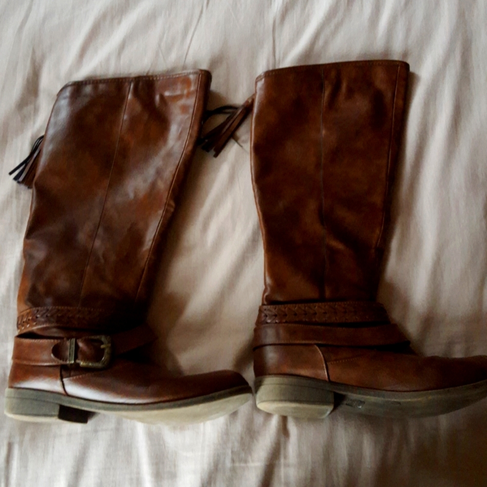 Madden Girl women's knee high boots, Size 8.5